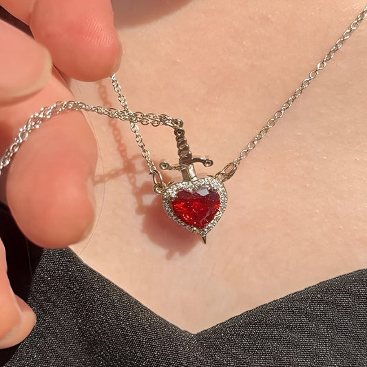 COLLAR PAREJA CORAZON + ESPADA ❤️⚔️  | ENVIO TODO EL PERU